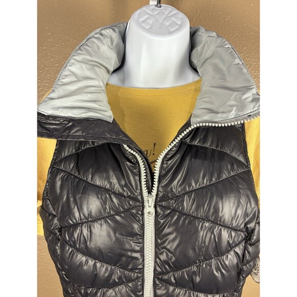 So Authentic American Heritage Women’s Black Puffer Vest (NWT) Medium GrayLining - Picture 3 of 5